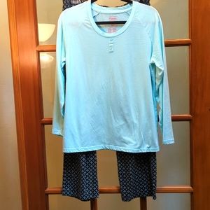 Ladies Pajama Set size LARGE